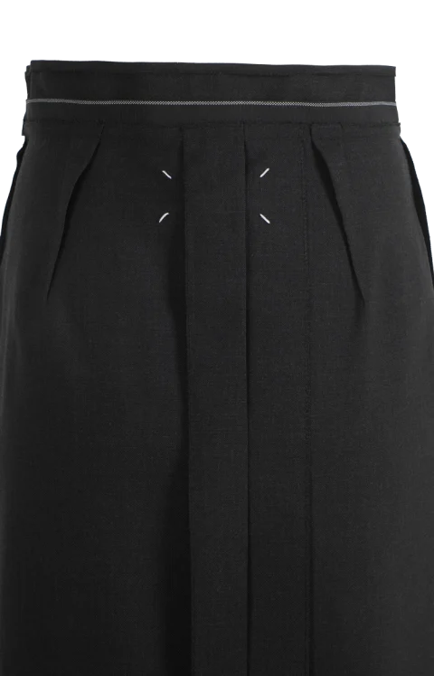 Wool Midi Skirt in Black — снимка 2