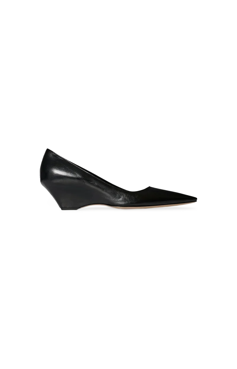 Liisa Wedge Heel Pumps in Black