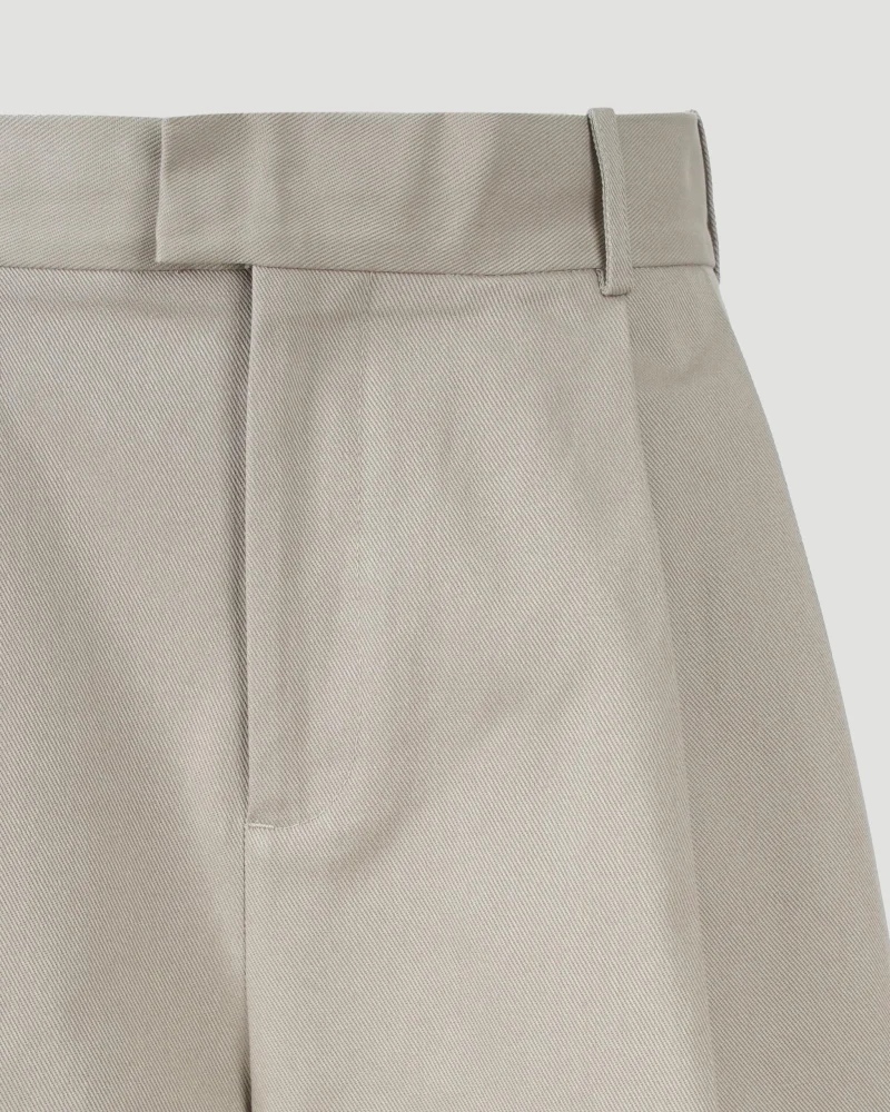 Oversized Bermuda Pants in Beige — снимка 4