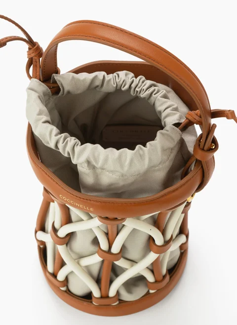 Чанта 'Bucket bag' Coccinelle Koi Crab Pearl — снимка 5