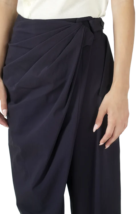 Twist Trousers in Navy — снимка 2