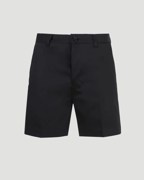 Chino Shorts in Black
