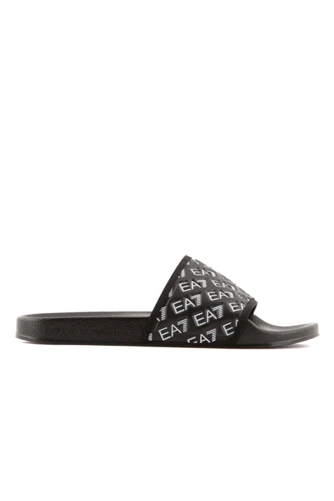 Чехли 7X000109AF15125 MC138 full black/white