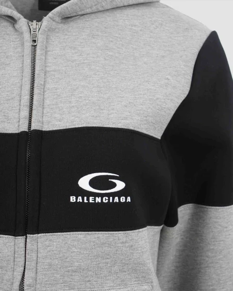 Zip-Up Hoodie in Grey and Black — снимка 2