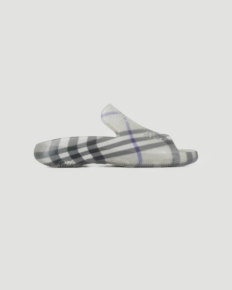 Check Rubber Stingray Slides