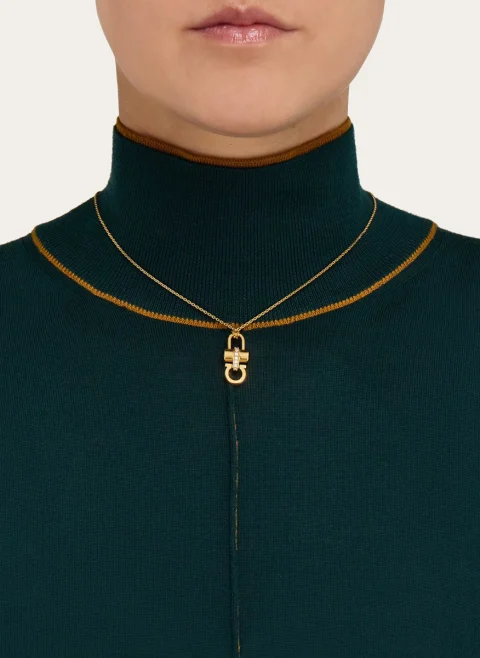 Колие с висулка Ferragamo — снимка 3