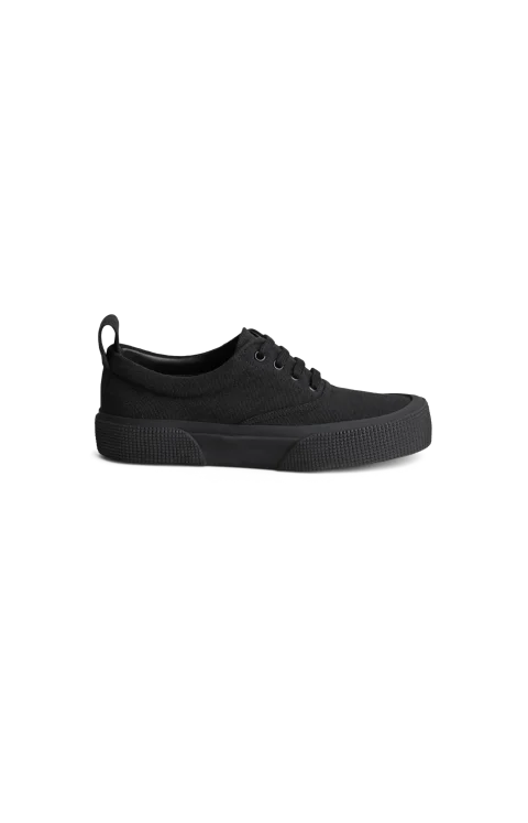 Plimsole in Black