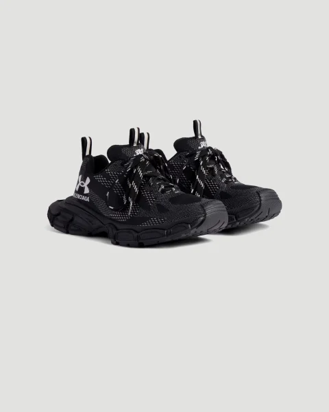 Under Armour® 3XL Knit Sneaker in Black and White — снимка 3