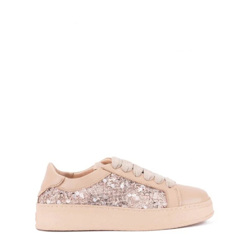 Дамски бежови спортни обувки Giuly Fabric AGL