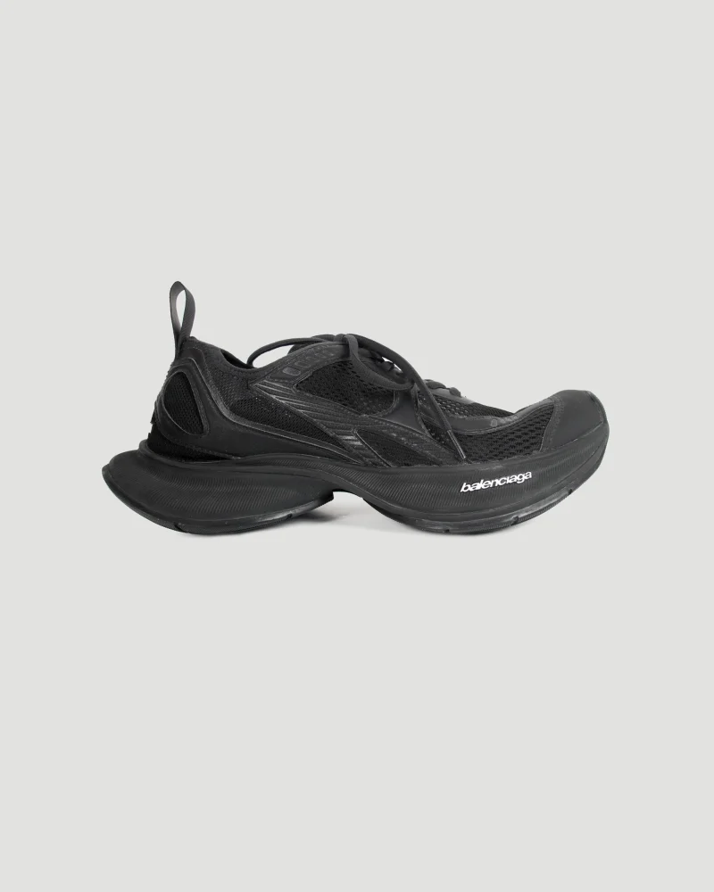 Circuit Sneaker in Black