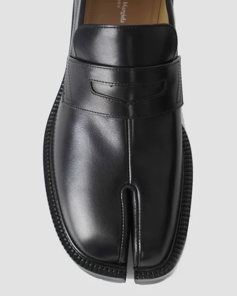 Tabi Loafers in Black — снимка 4