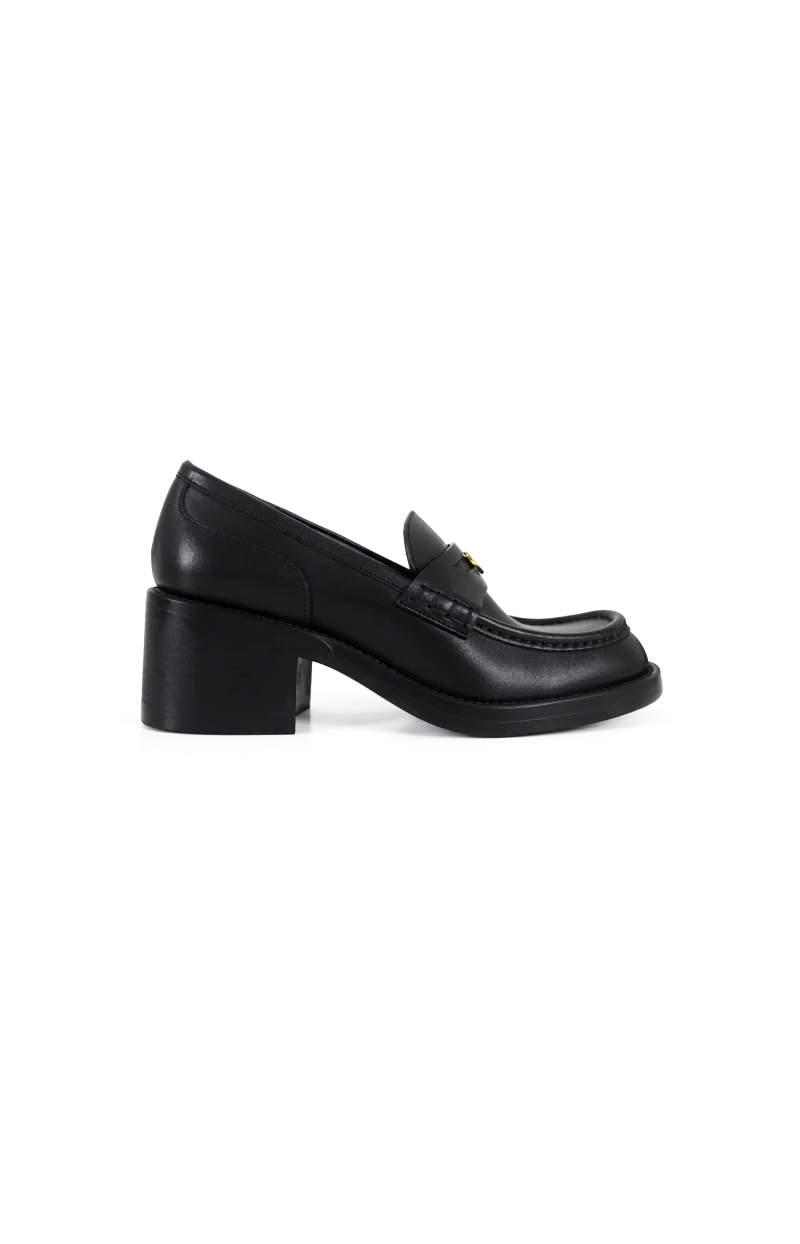 Heeled Loafers in Black