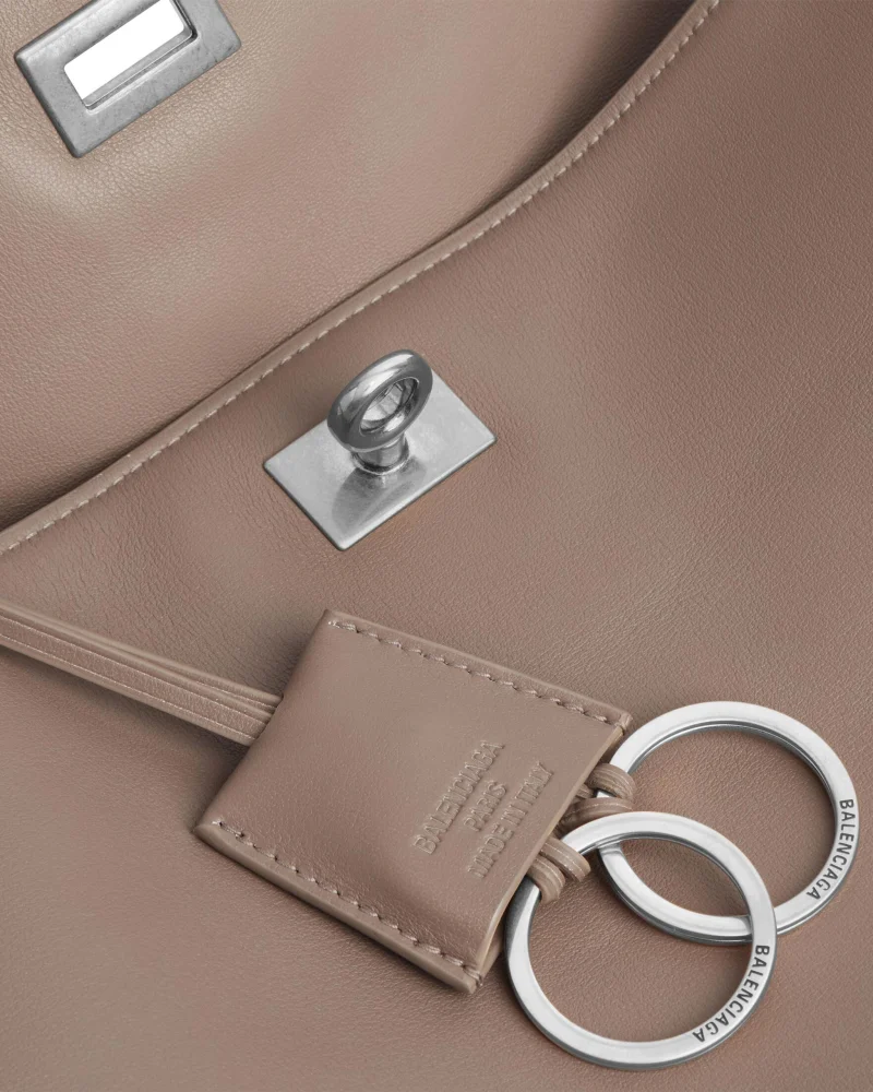 Rodeo Handbag Medium in Taupe — снимка 6