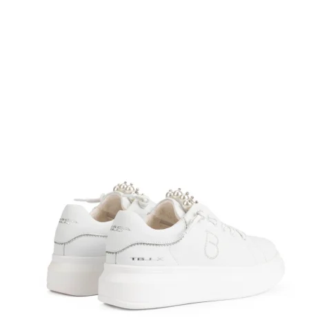 Дамски бели спортни обувки с перли TOSCA BLU — снимка 8