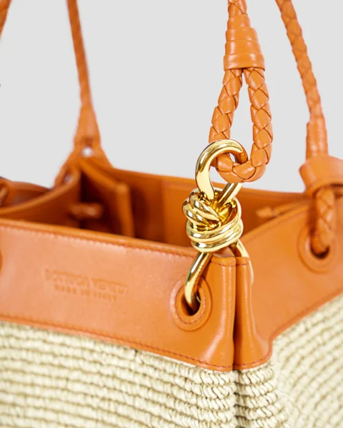 Small Parachute Bag in Raffia and Leather — снимка 3