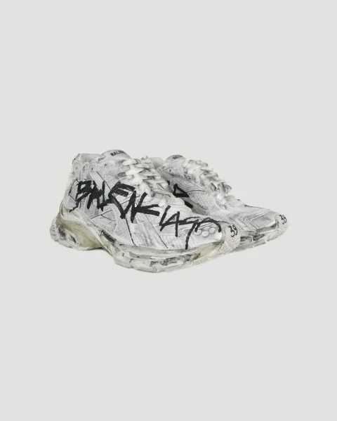 Runner Graffiti Sneaker in White — снимка 2