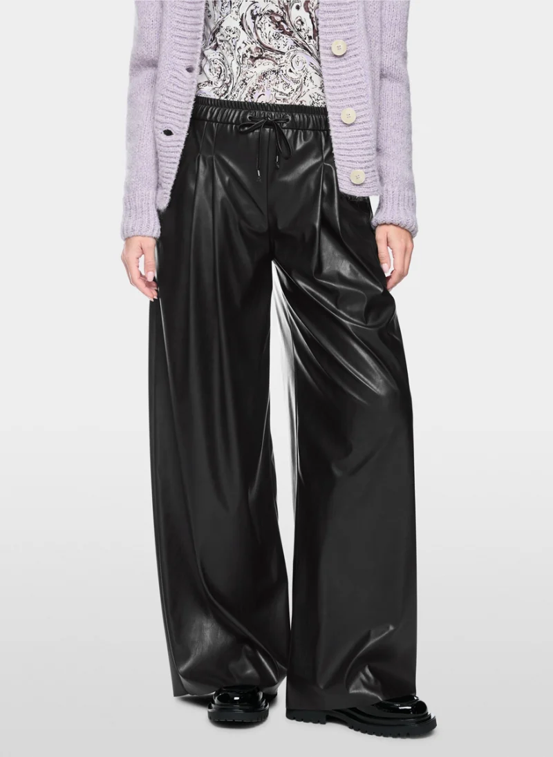 Широк панталон 'Leather look' Marc Cain Collections
