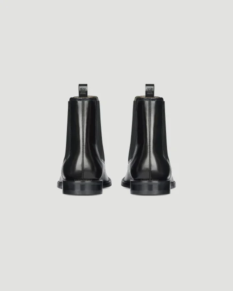Classic Chelsea Boots in Leather — снимка 3