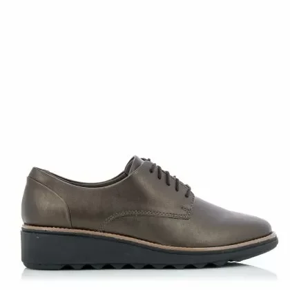 Дамски ежедневни обувки CLARKS – 26162429 Sharon Noel Antique Bronze Synthetic