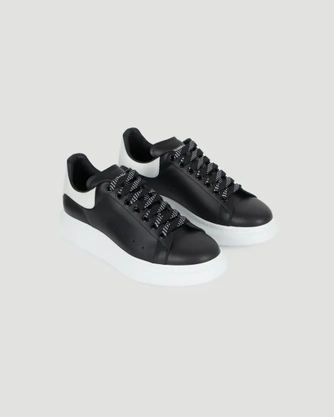 Oversized Sneaker in Black and White — снимка 2