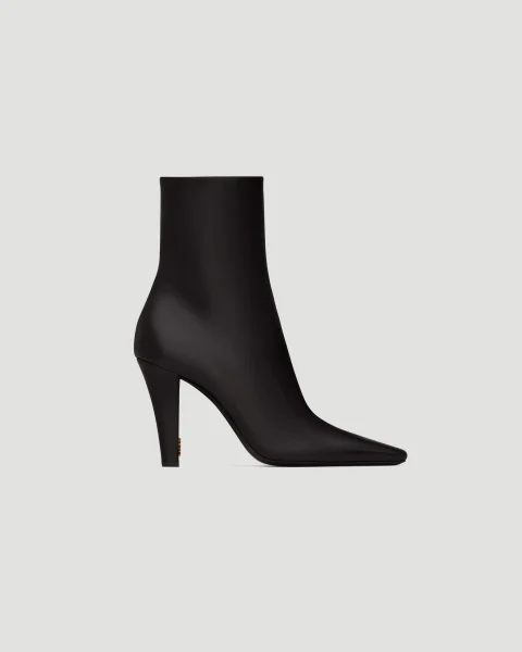 Jill Booties in Smooth Leather