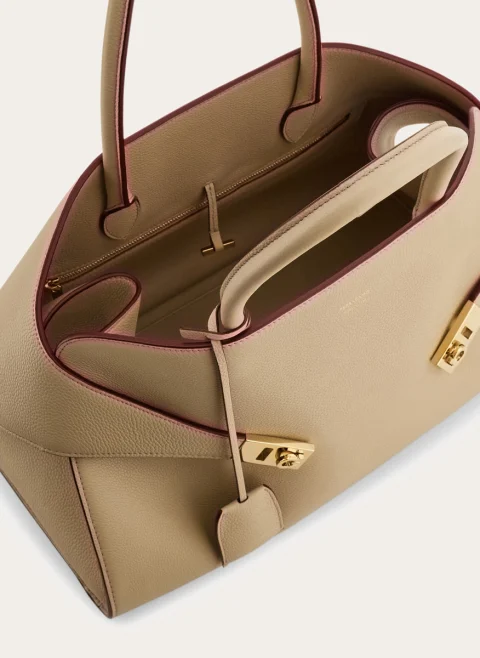 Чанта 'Hug' Ferragamo (L) — снимка 6