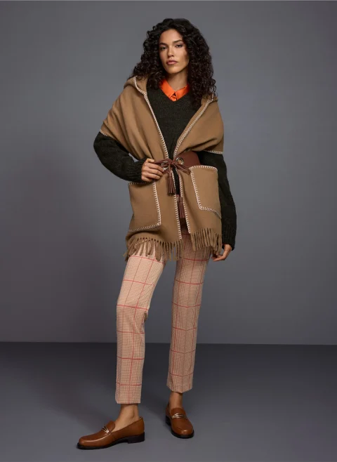 'Cape' от вълна с контрастни шевове Marc Cain Collections — снимка 7