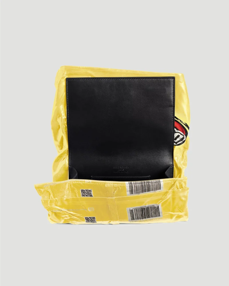 Chips Clutch Wallet in Yellow — снимка 4