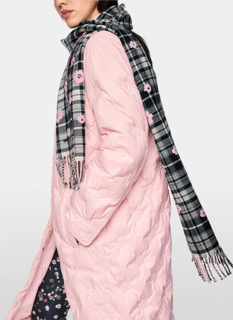 Кариран шал от фина вълна Marc Cain Sports — снимка 3