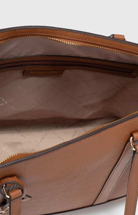 Кафява чанта ANDIE с гранулирана текстура — снимка 5