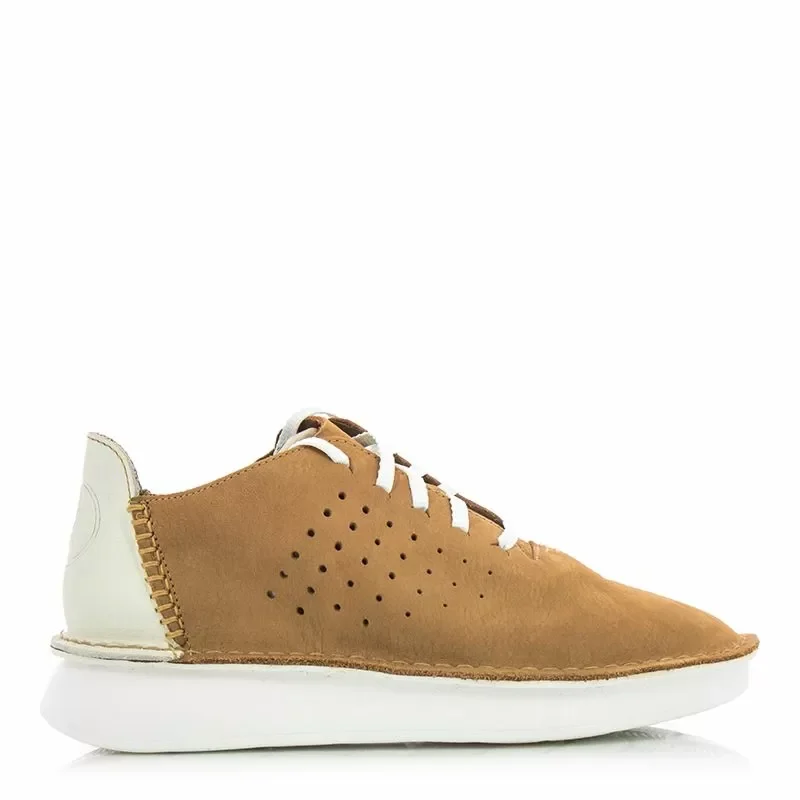 Дамски Ежедневни CLARKS – 26170421 VELHILL ETCH LIGHT TAN
