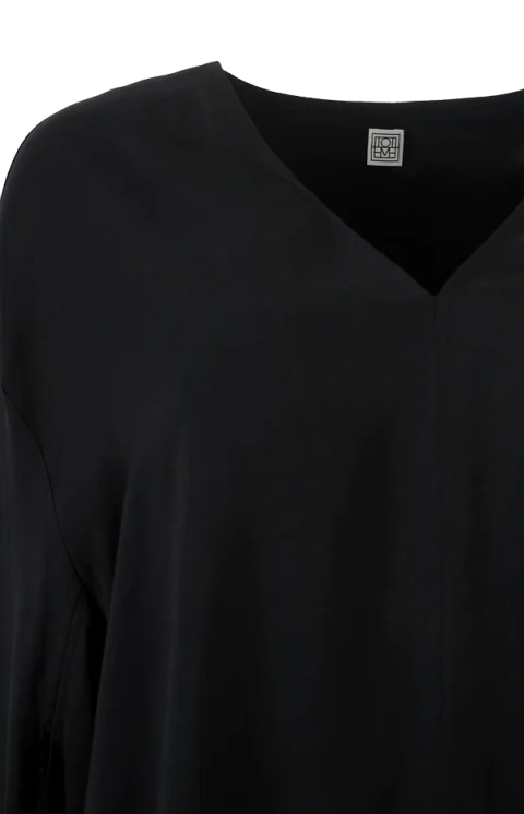 V-Necked Blouse in Black — снимка 2