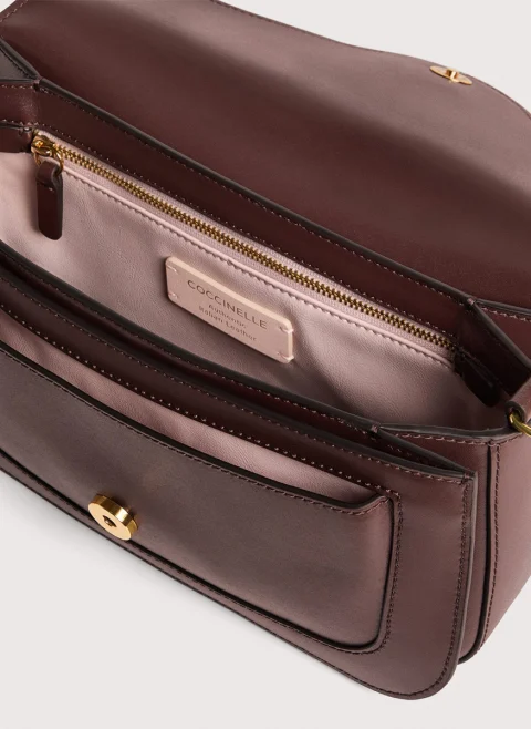Кожена чанта Coccinelle C-Me Medium — снимка 4