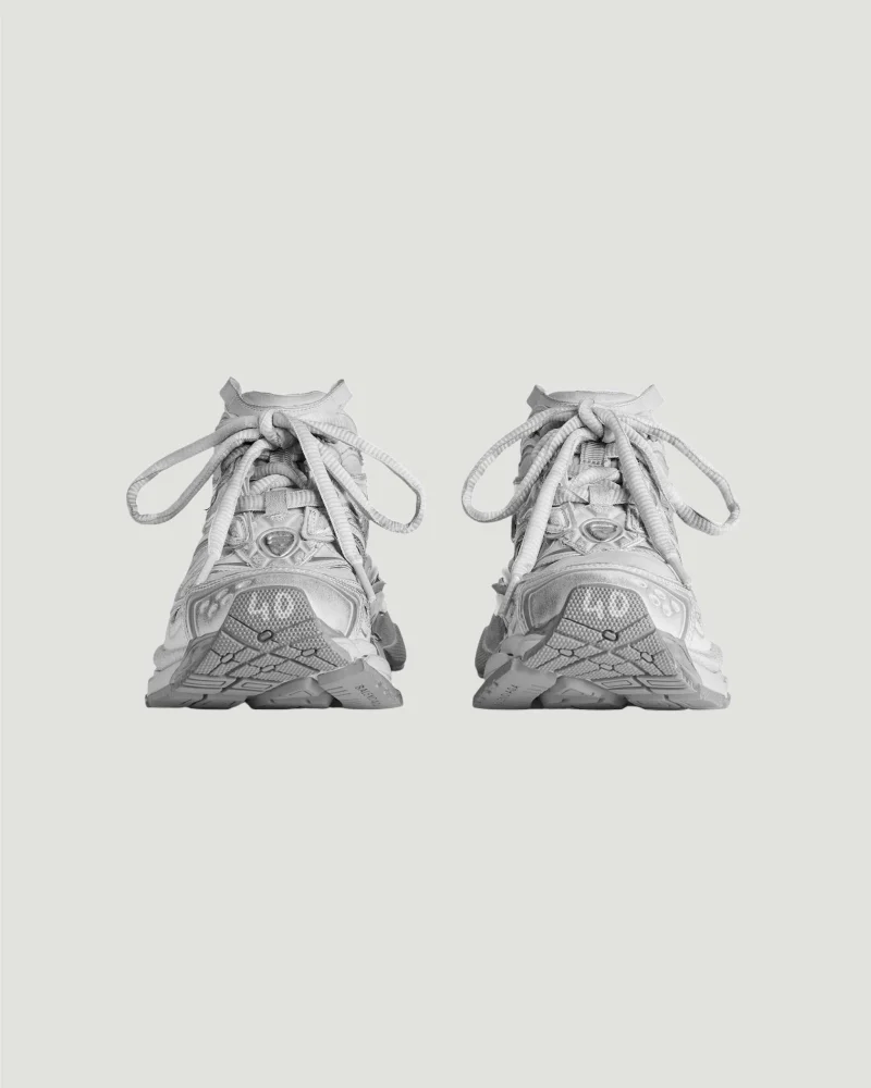 Women's Runner 2.0 Sneaker in Grey and Silver — снимка 3