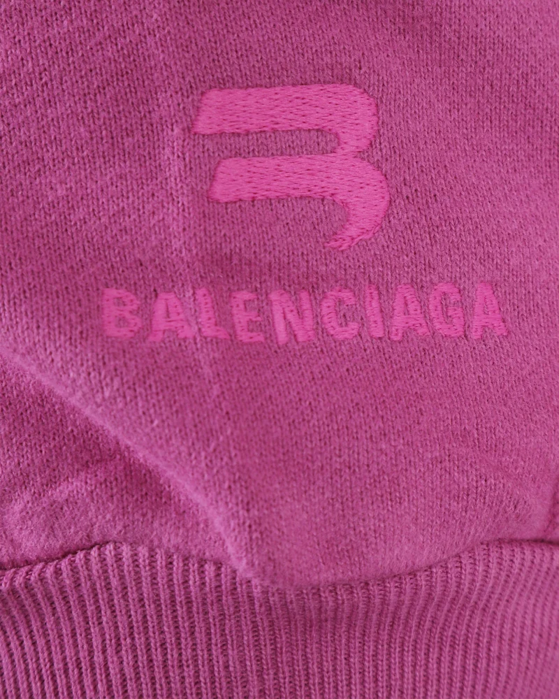 Sporty B Tuck-In Hoodie in Fuchsia — снимка 2