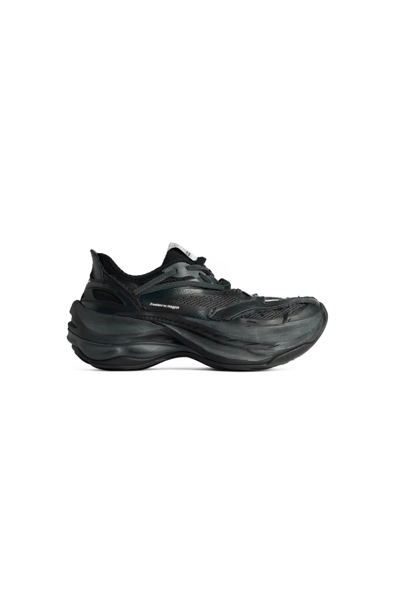 Jet Sneaker in Black