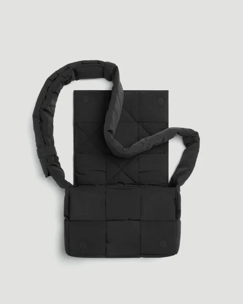 Small Padded Tech Cassette in Black — снимка 4