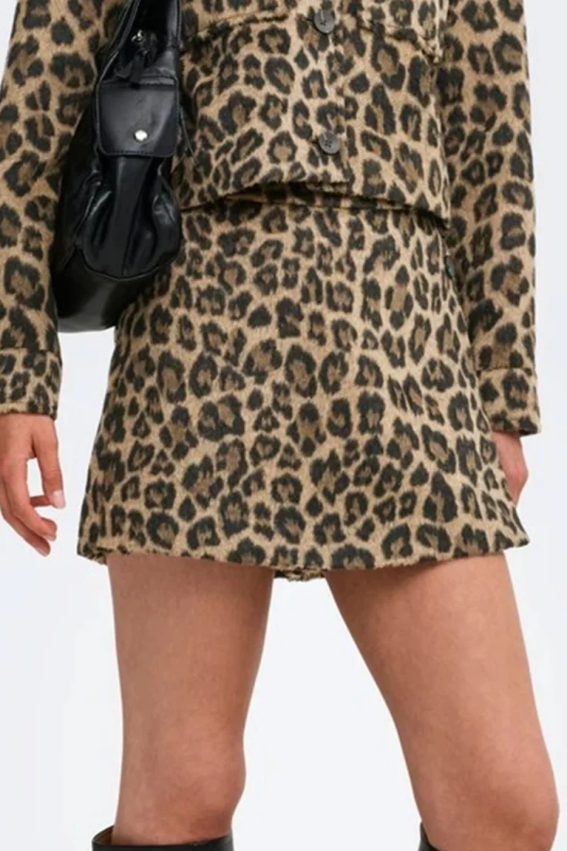 Къс панталон Onlemilia Mw Skort 15374110 17-1320 TCX tannin — снимка 2