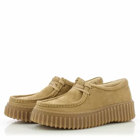 Дамски Ежедневни CLARKS – 26172084 TORHILL BEE LIGHT TAN NUBUCK — снимка 2