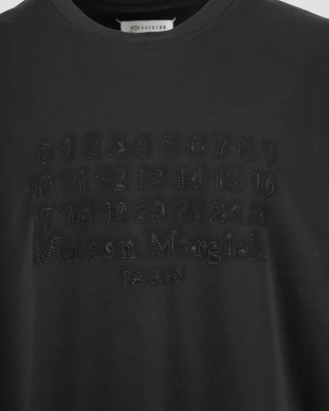 Embroidered Logo T-Shirt in Black — снимка 2