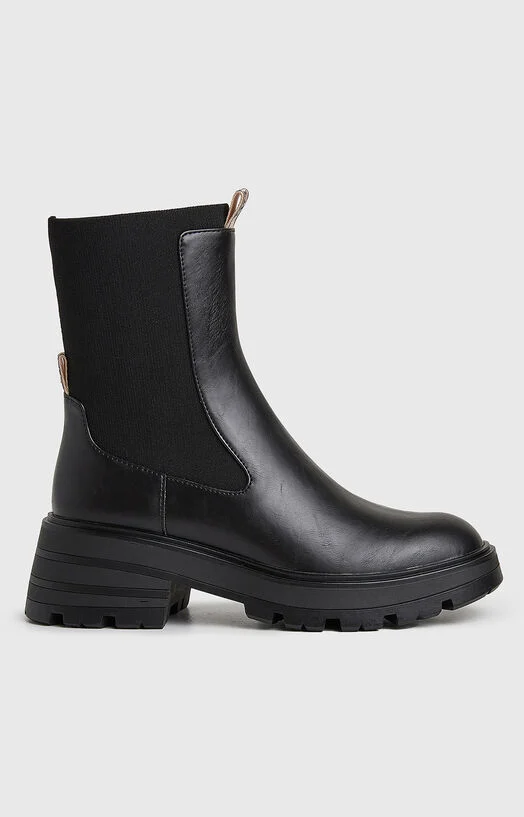 Черни боти тип челси от еко кожа
