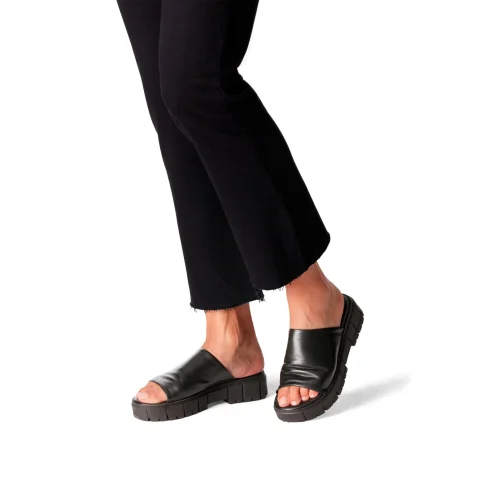 Дамски Равни Чехли TAMARIS – 1-27252-42-007 BLACK UNI — снимка 7