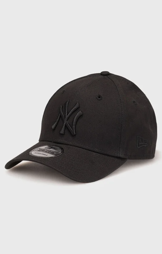 Унисекс шапка NEW YORK YANKEES ESSENTIAL 9FORTY