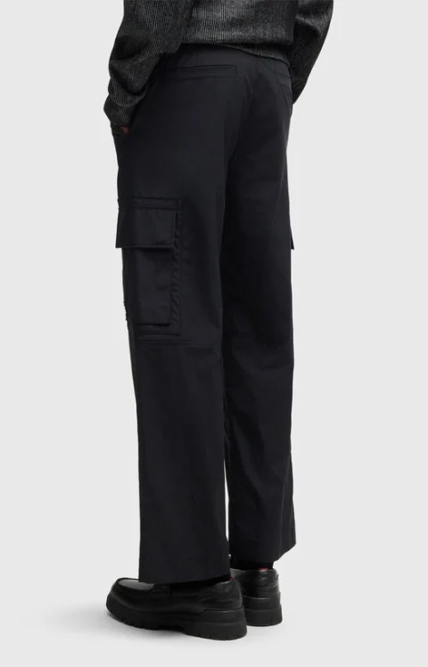 Cargo pants with logo — снимка 2