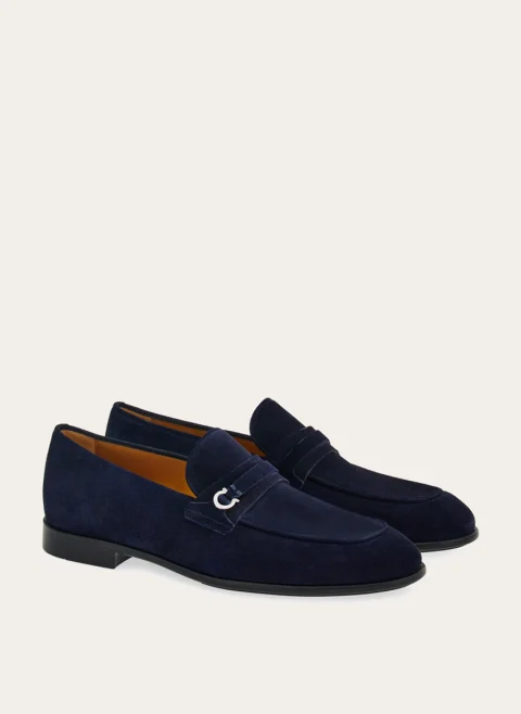 Велурени мокасини с орнамент 'Gancini' Ferragamo — снимка 2