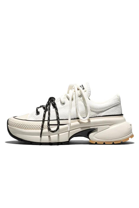 Sneakers Run Star Crush A24285C 103-vintage white/egret/black — снимка 2
