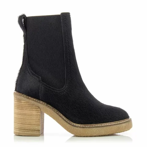 Дамски Боти На Ток CLARKS – 26178668 CASSIANO TOP BLACK