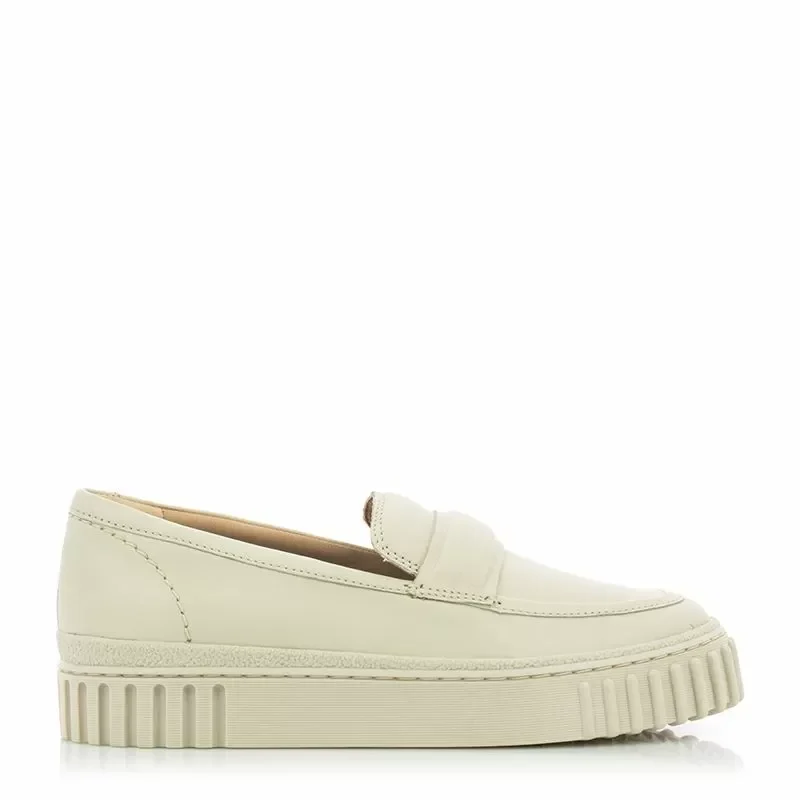 Дамски мокасини CLARKS – 26176434 MAYHILL COVE CREAM LEATHER