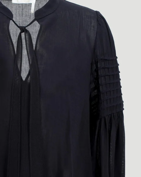 Wool Blouse in Ink Navy — снимка 3