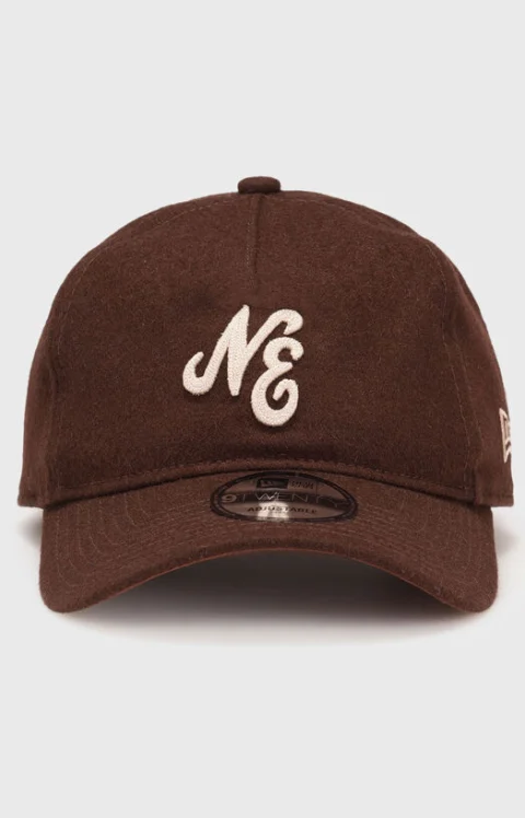 Кафява унисекс шапка NEW ERA MELTON WOOL 9TWENTY — снимка 3
